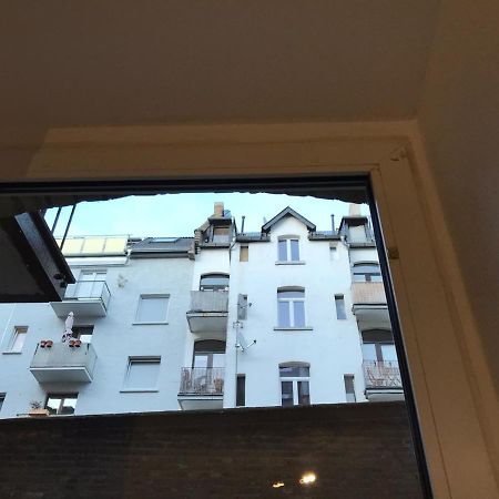 Roter Sandstein Zink Mainz Exterior photo